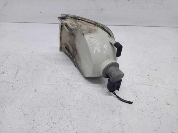 CLIGNOTEUR DROIT VW POLO 6N 1994-2001 - Vue 2